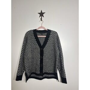 Ann Taylor Black And White Cardigan Button Up Size Medium V Neck